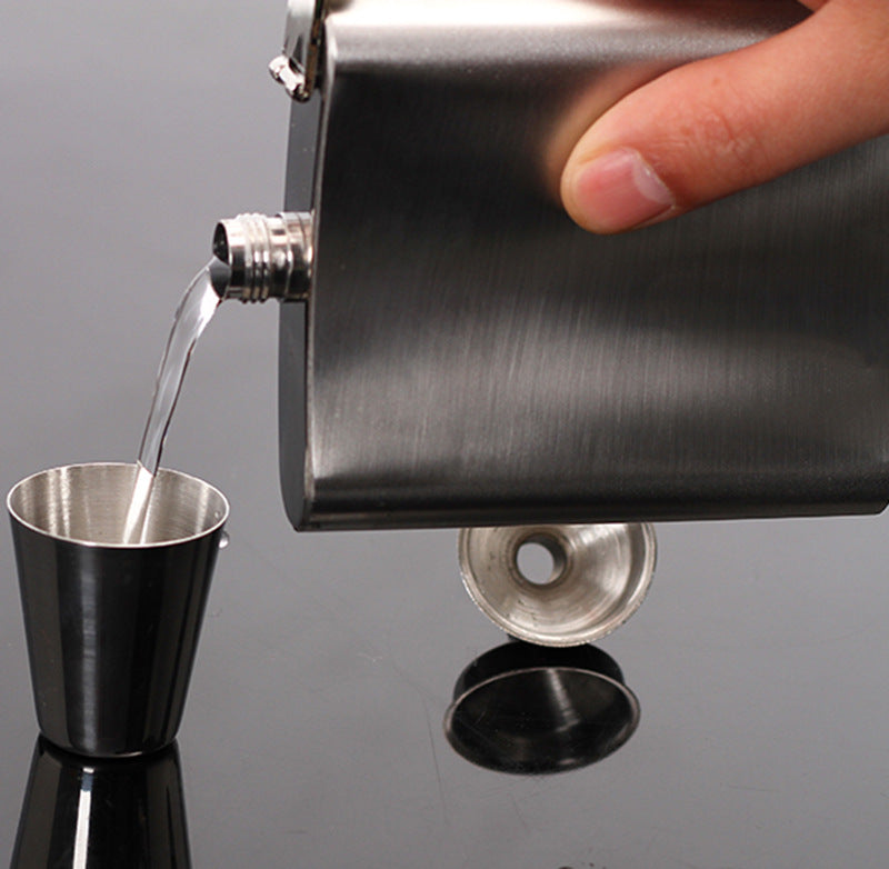 Portable stainless steel 7oz decanter