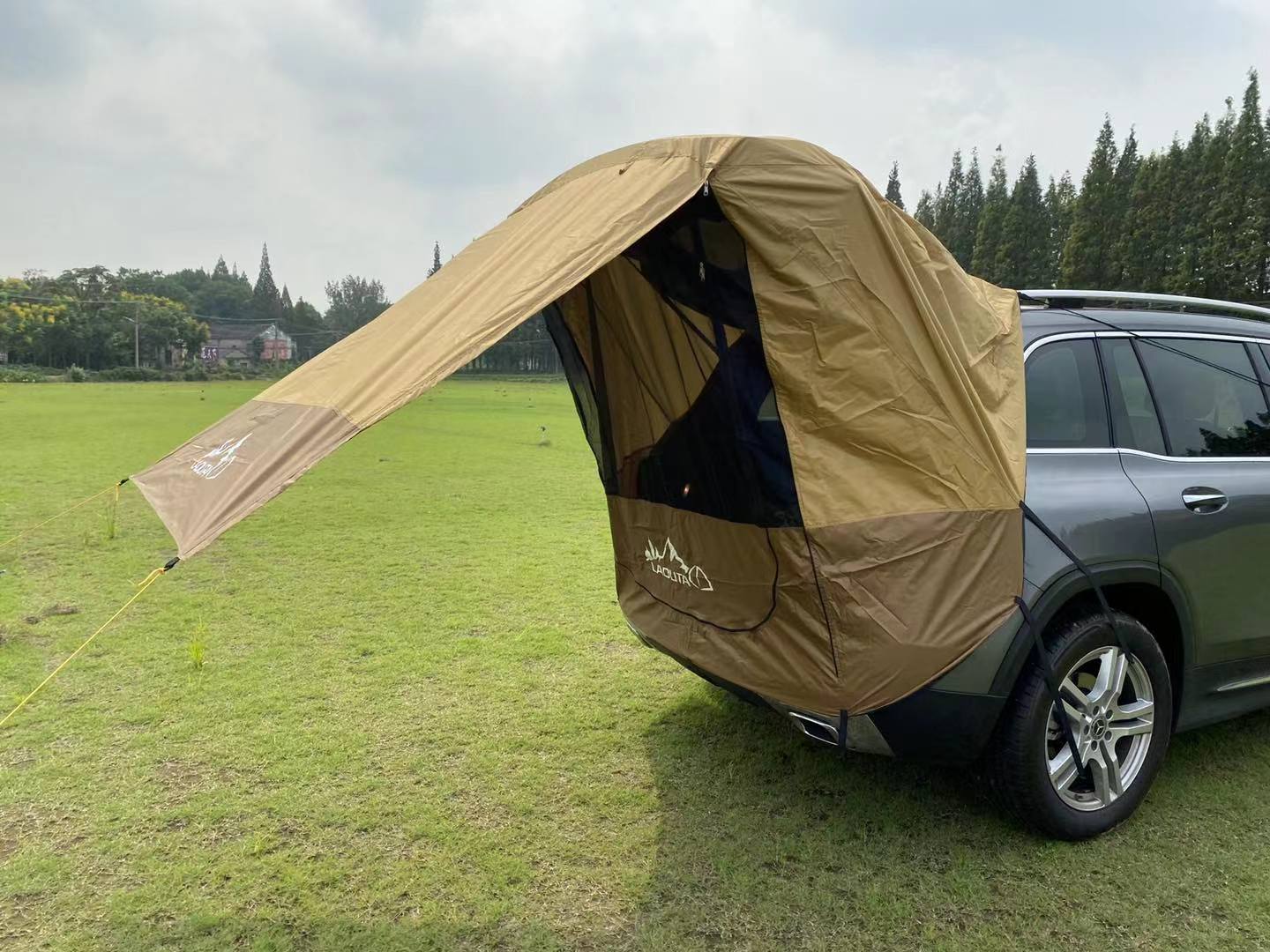 Outdoor self-drive barbecue camping car rear extension tent