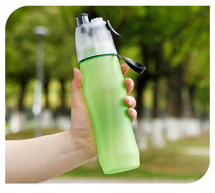 Summer new portable outdoor frosted spray water cup