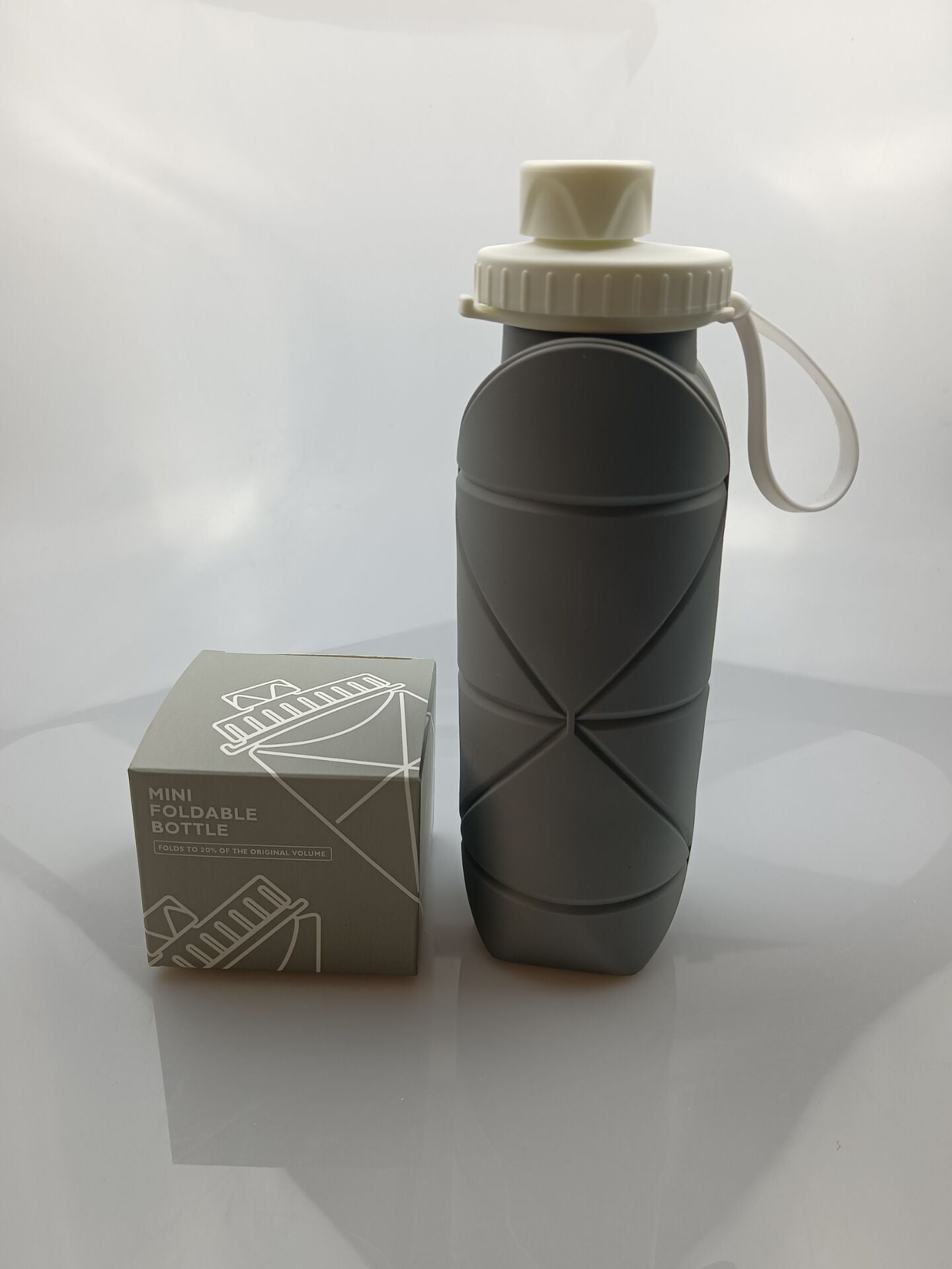 Outdoor sports silicone folding 600ML water cup